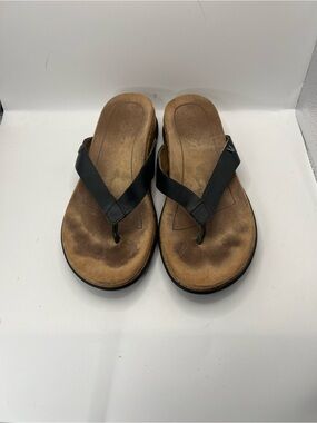 Vionic Black Strap Brown Footbed Women's Thong Sandals